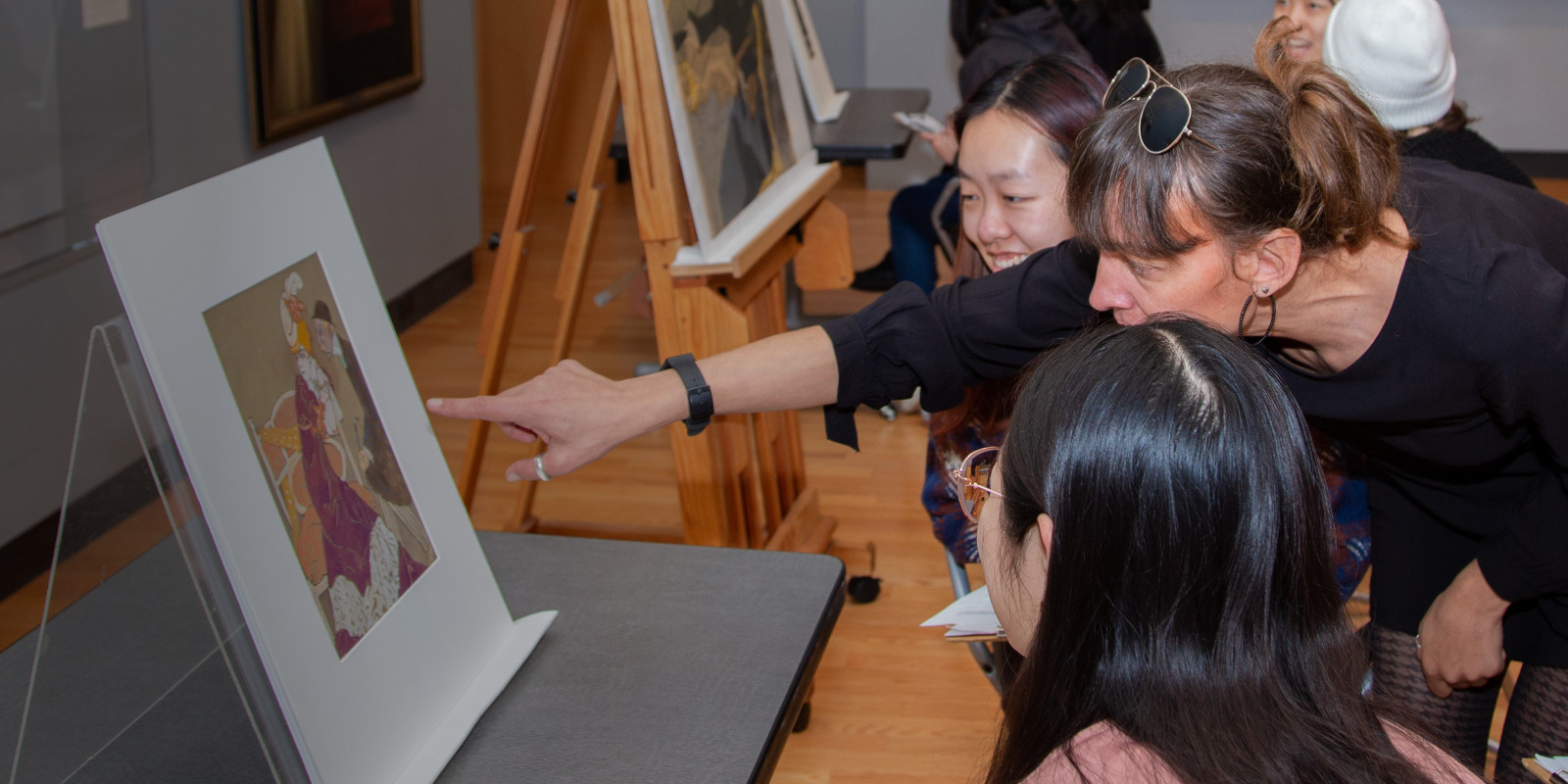 Professor Anouk Alquier with French 201 students, December 2019 Professor Anouk Alquier with French 201 students, December 2019