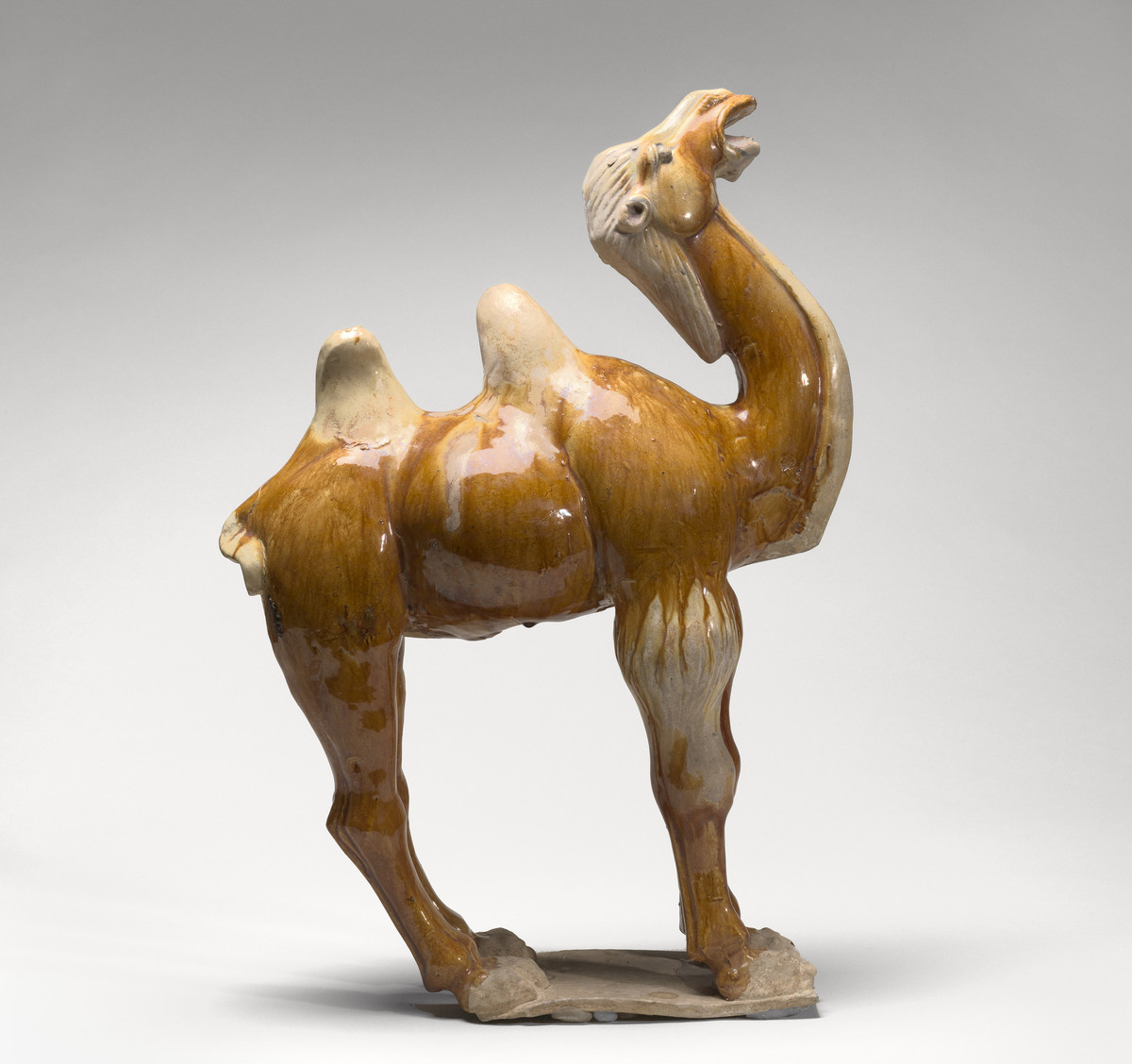 Camel tomb figurine (yong) | Mount Holyoke College Art Museum