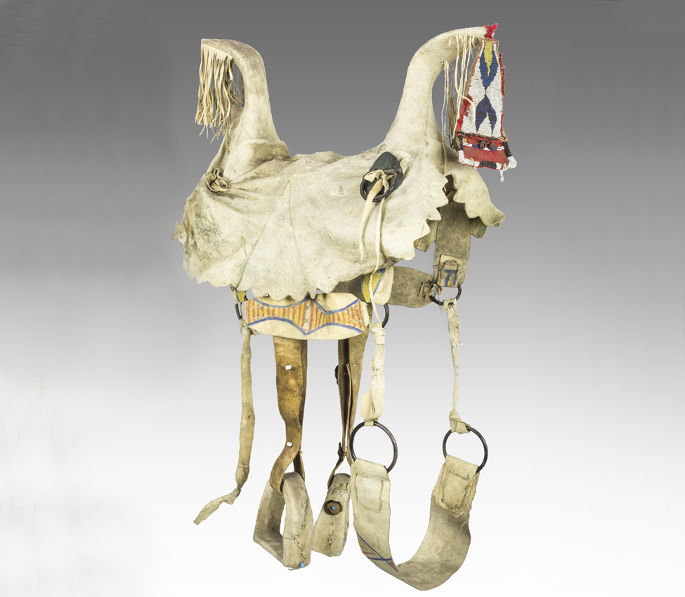 Maker Unknown (Apsáalooke, Crow), Woman's saddle with stirrups, late 19th or early 20th century 
