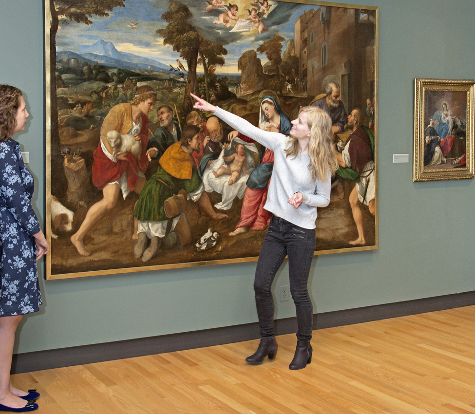 Student tour guide Kristina Bush '17 