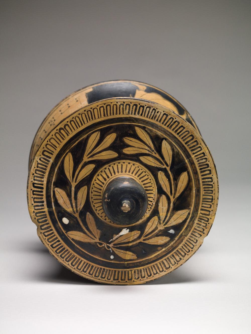 Veii Painter, Tripod pyxis, with a domestic scene Veii Painter, Tripod pyxis, with a domestic scene