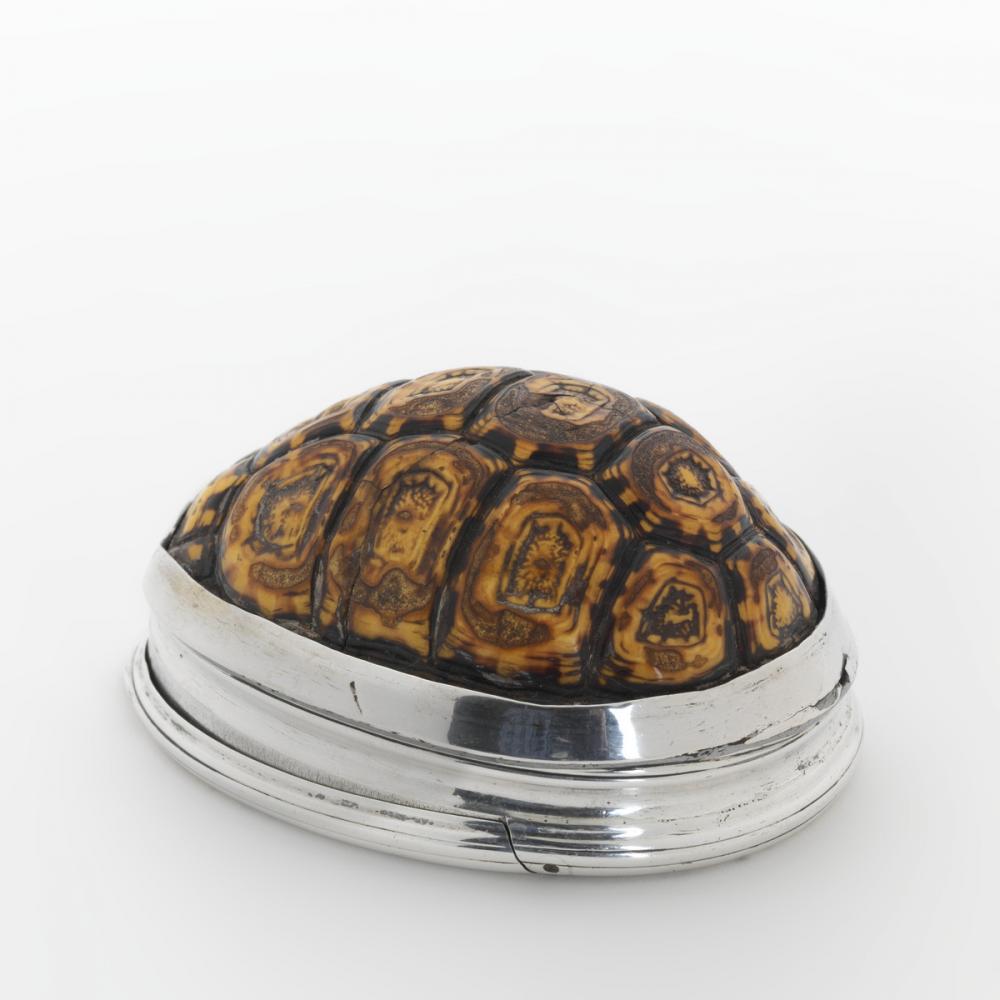 K., J., Tortoise shell box
