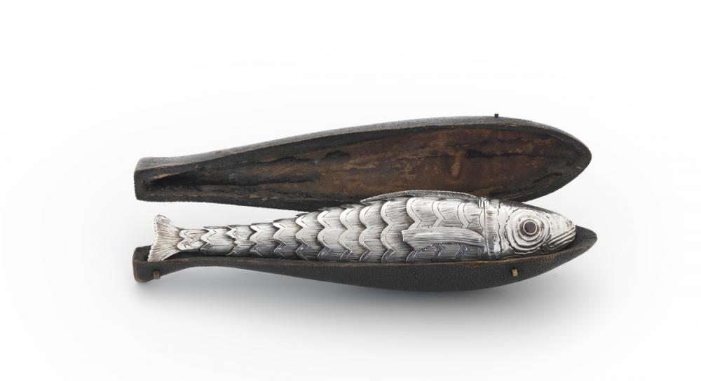 British, Vinaigrette in the form of a fish with case
