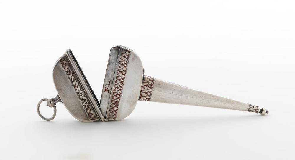 English, Scissors case; Chatelaine English, Scissors case; Chatelaine