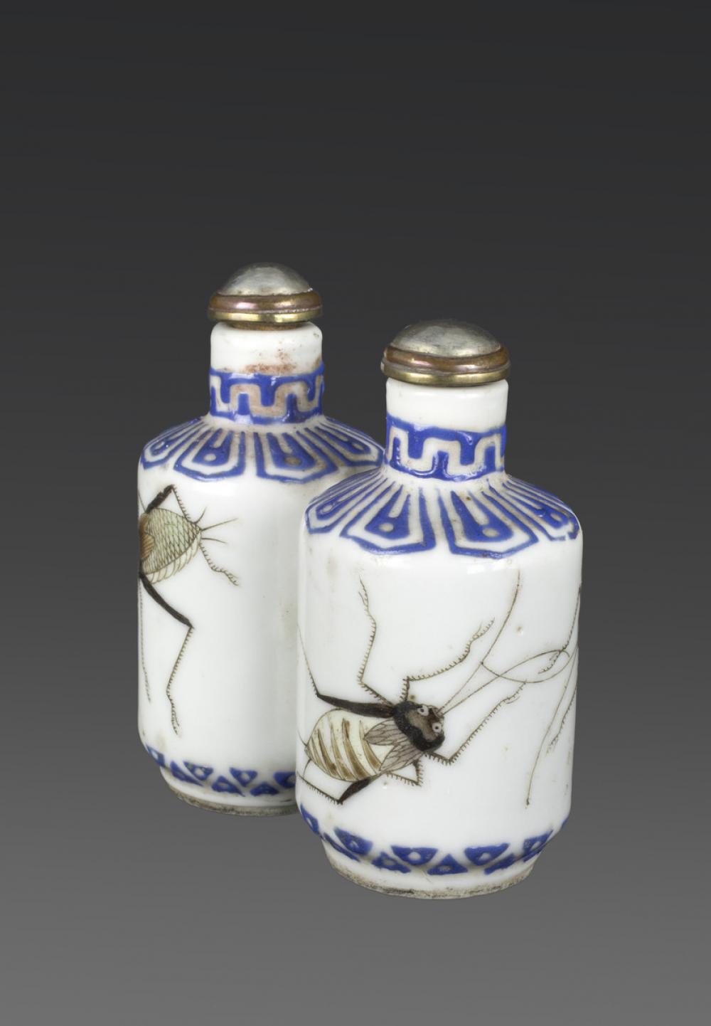 Chinese, Double snuff bottle with crickets Chinese, Double snuff bottle with crickets