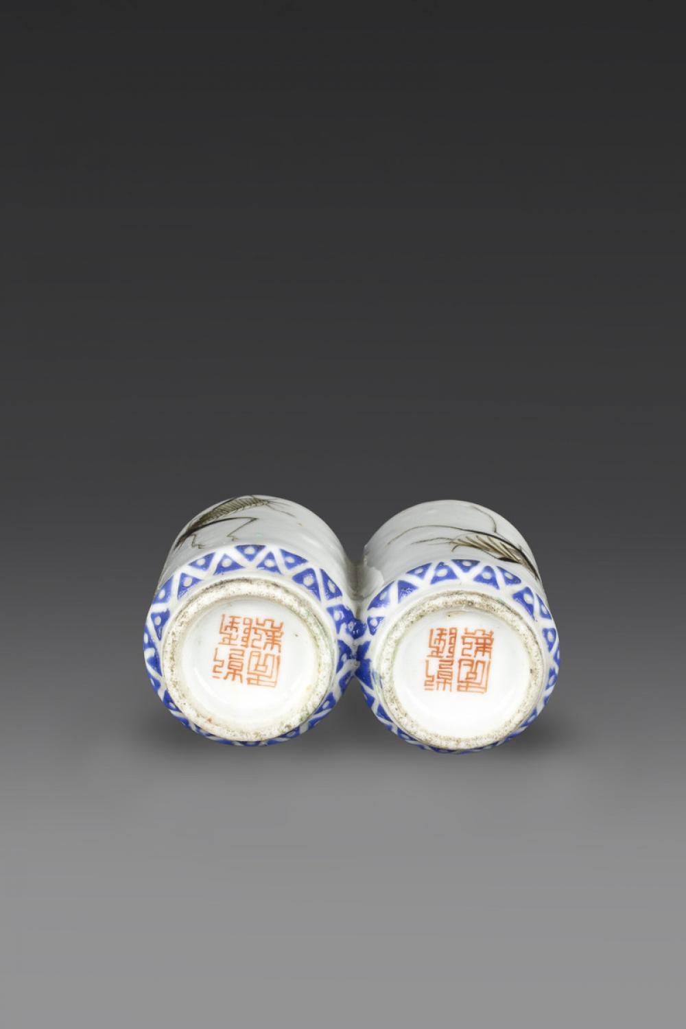 Chinese, Double snuff bottle with crickets Chinese, Double snuff bottle with crickets