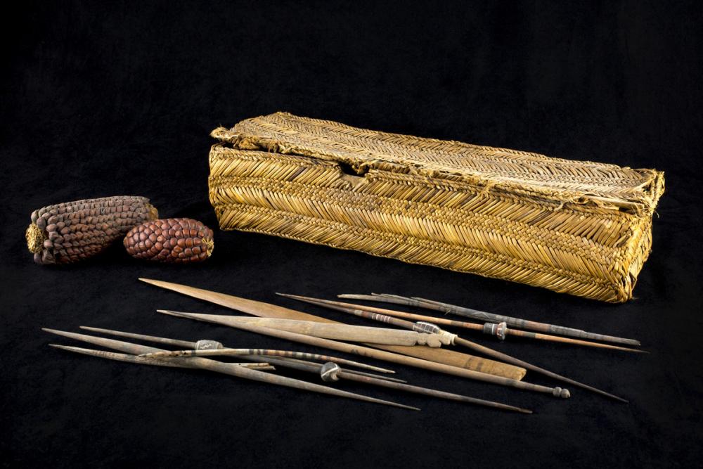 Chancay or Chimú, Spinning and weaving basket and tools Chancay or Chimú, Spinning and weaving basket and tools