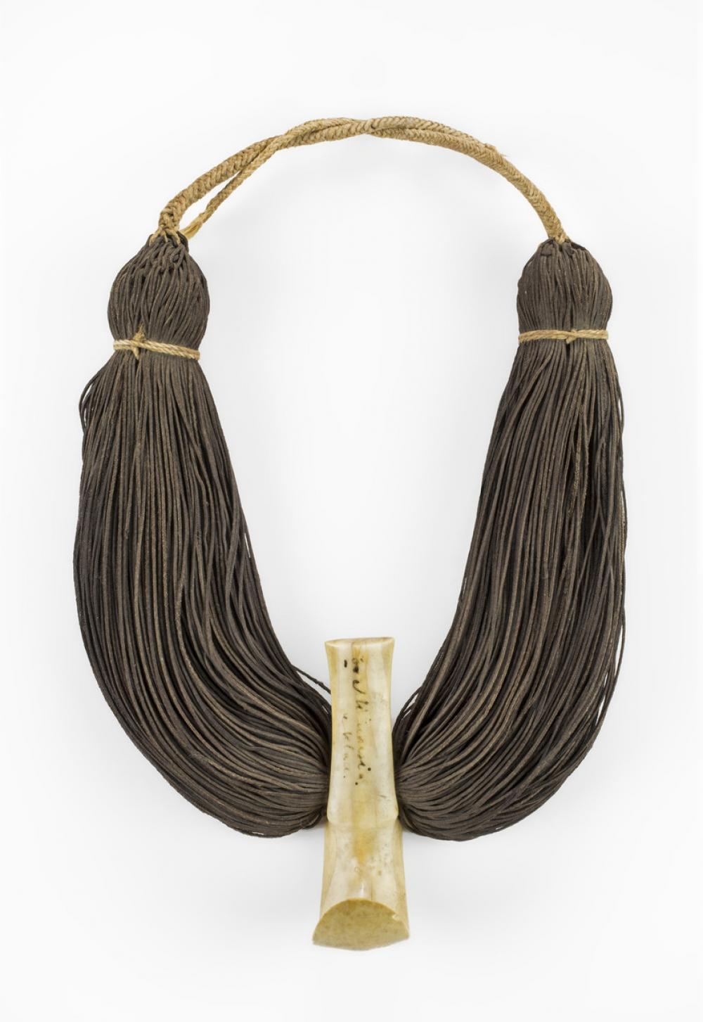 Hawaiian, Whale tooth necklace (lei niho palaoa) Hawaiian, Whale tooth necklace (lei niho palaoa)