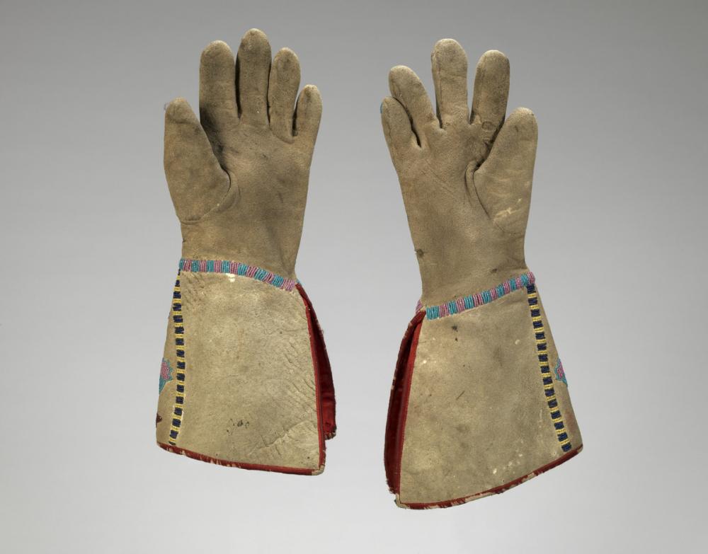 Gauntlet gloves Gauntlet gloves