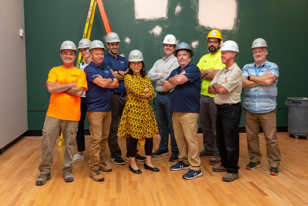 Tricia Paik with Facilities crew Tricia Paik with Facilities crew