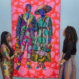 🎥 NEW VIDEO (link in bio): Broom Jumpers: A Conversation with Bisa Butler. Ever since its MHCAM debut in January, “Broom Jumpers” has been a visitor favorite. Now you can learn all about the inspiration behind the work and Bisa’s intricate quilting process as she talks with our Associate Curator, Stephanie Sparling Williams!
.
.
@claireolivergallery @bisabutler @mtholyoke #bisabutler #bisabutlerquilts #claireolivergallery #quilt #blackportraiture #fiberart #artistinconversation #mhcam #mhcamathome #mhc
