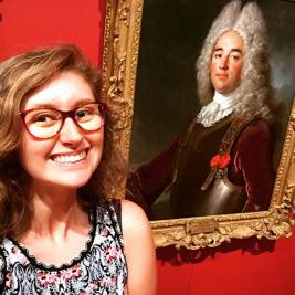 Staff Katie Allen & Aaron Miller are practicing up on their selfies for today’s Museum Mania selfie challenge, happening at the @mhcartmuseum from 2-3. First years, take a break from the heat and come enjoy some cookies, lemonade, and free swag. We can’t wait to see you soon! #mountholyoke2022 #mhc2022 #welcomemohome @mtholyoke @mhcstudentlife