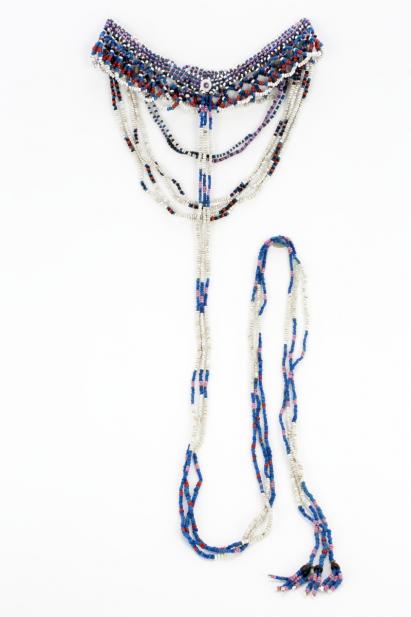 Zulu, Necklace and headpiece