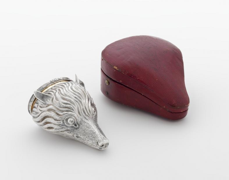 Tye, George, & Kilner, James; Snuffbox in the form of a fox head with case