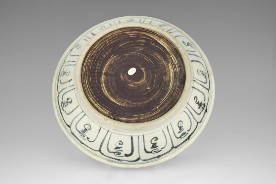 Anamese, Shallow bowl