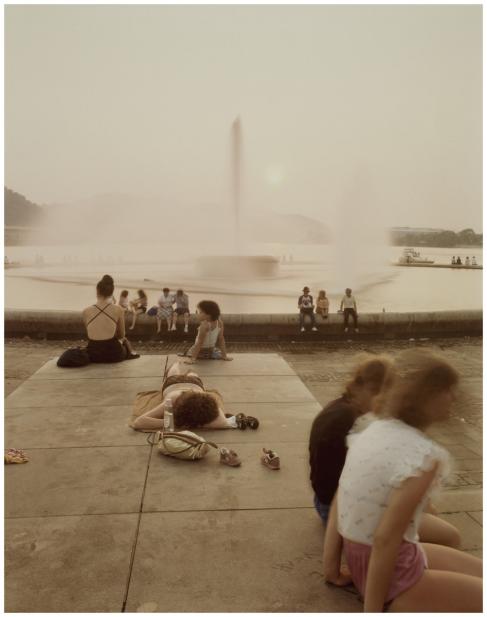 Joel Meyerowitz (American, b. 1946), Three Rivers Park, Pittsburgh, 1986