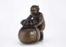 Jusen, Oni tying treasure bag