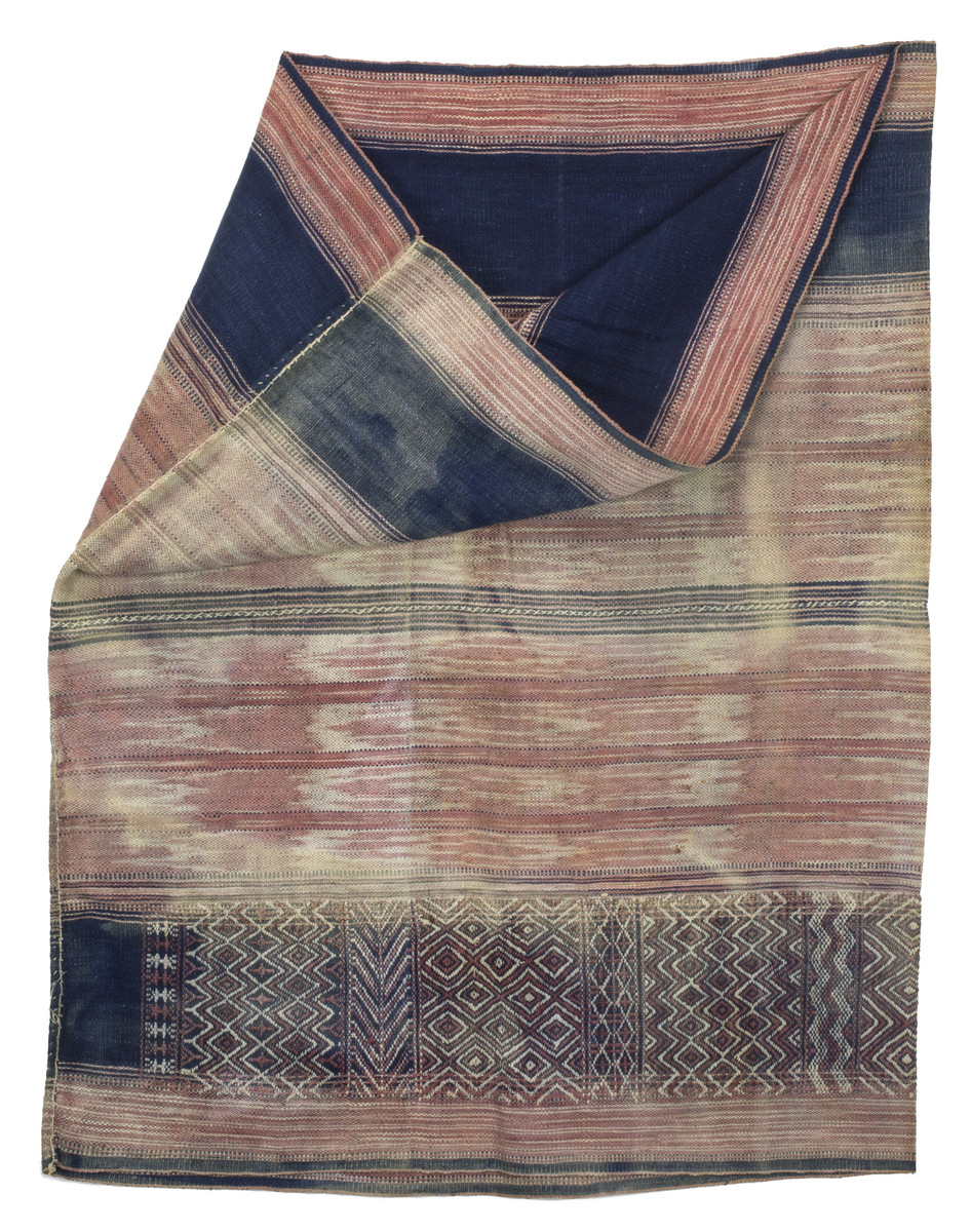 Persian, Costume