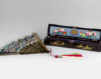 Chinese, Fan and box