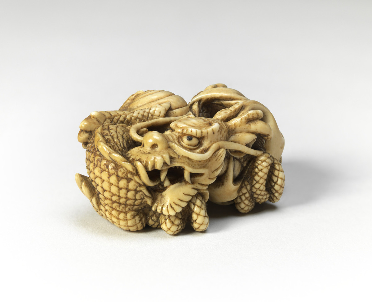 Tomokazu, Dragon holding a tama