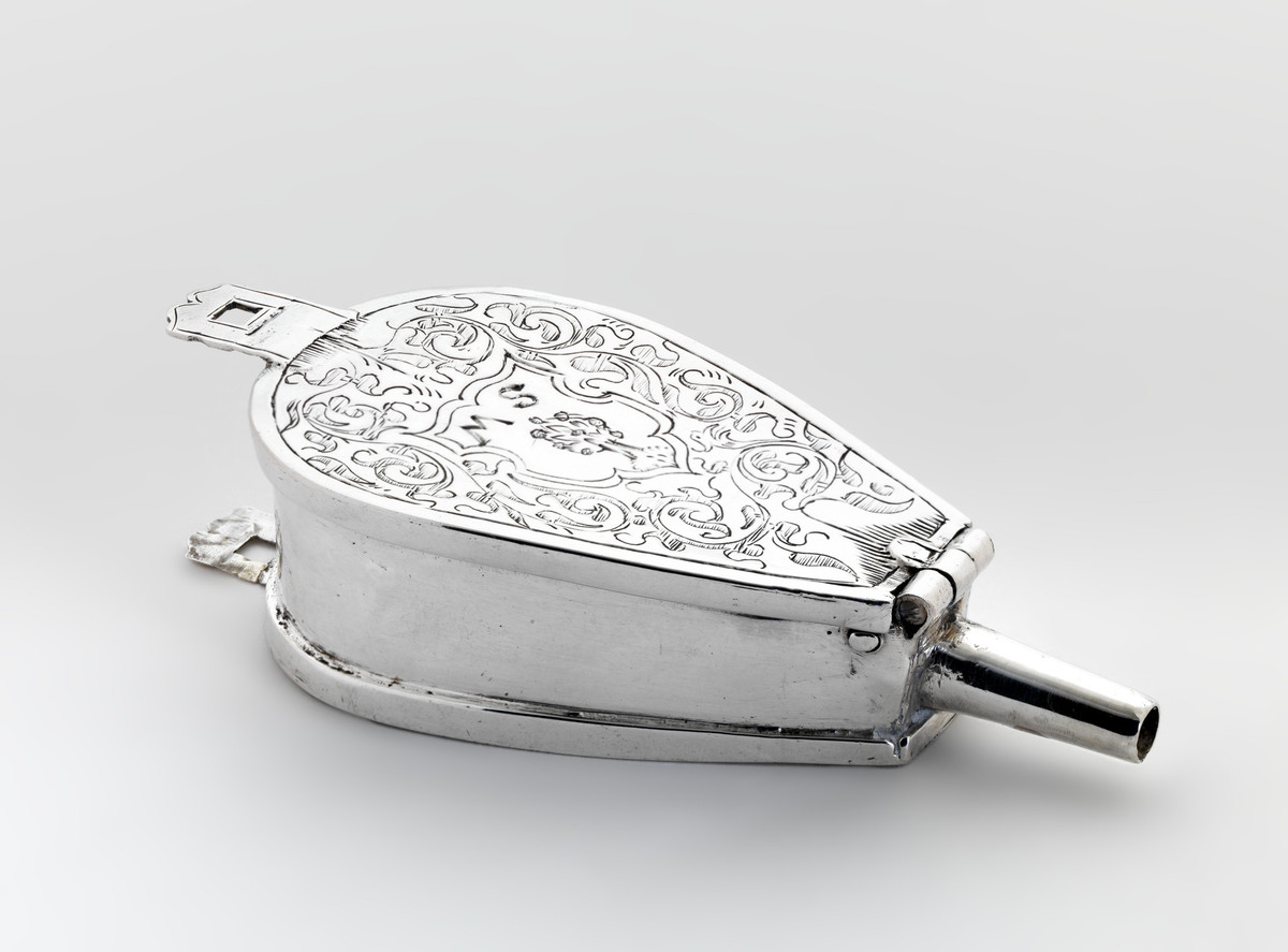 Norwegian (possibly), Nutmeg grater in the form of a bellows