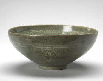 Korean, Bowl with stylized birds and clouds