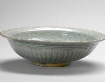 Thai, Dish with incised decoration