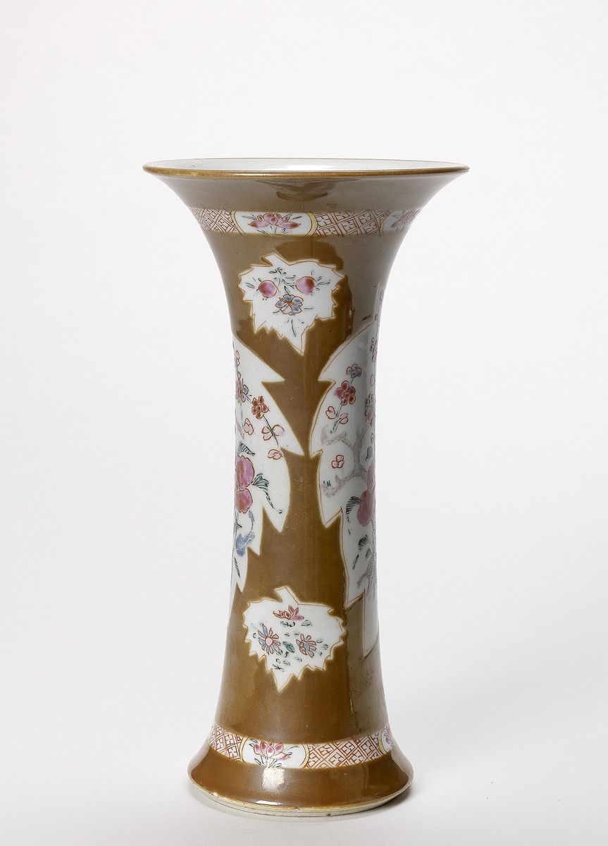 Chinese, Batavia ware spill vase