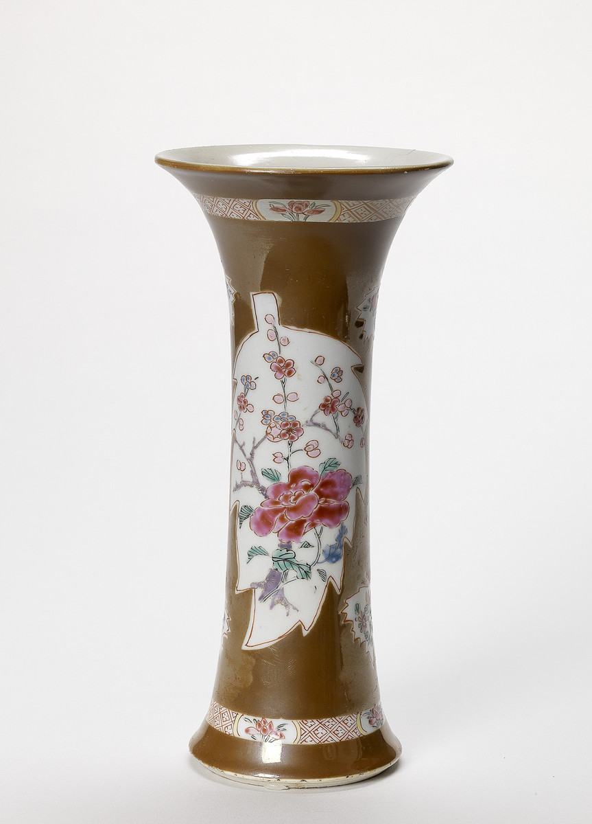 Chinese, Batavia ware spill vase