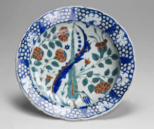 Turkish, Dish with saz leaf and cypress tree