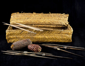 Chancay or Chimú, Spinning and weaving basket and tools