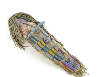 Unknown artist (Apsáalooke), Toy cradleboard and doll, late 19th or early 20th century